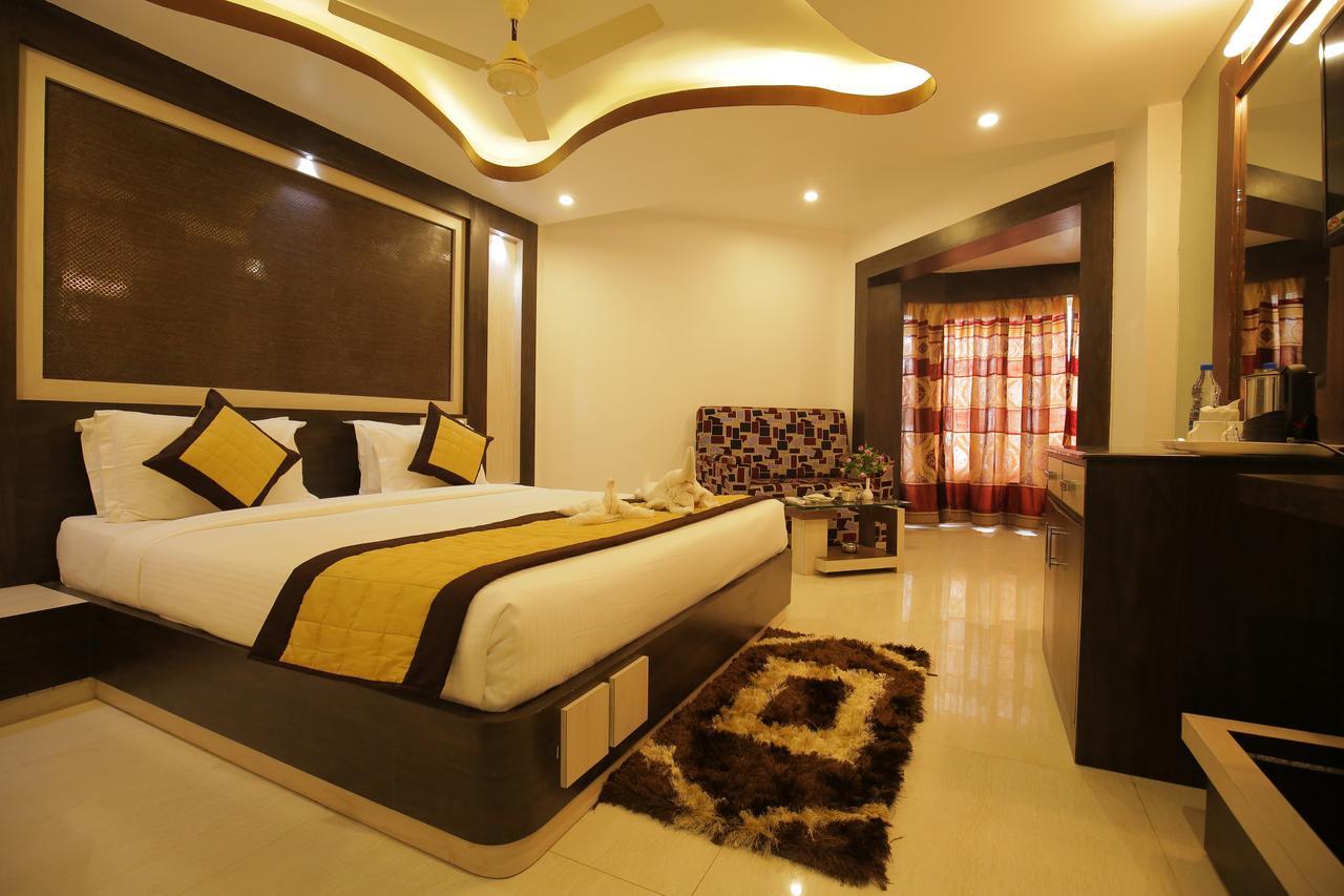 Hotel Balaji International Puri Exterior foto